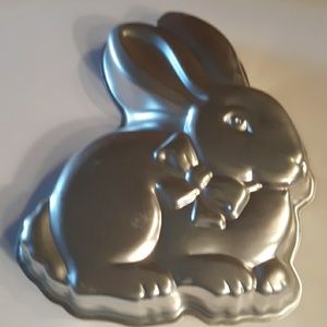 Wilton vintage 1986 Large Bunny cakepan/mold